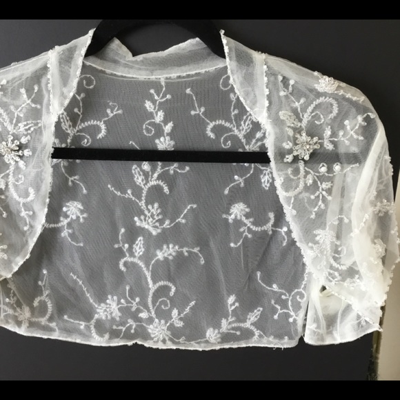 Bolero - Picture 1 of 6